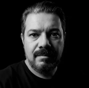 Izandro Pereira